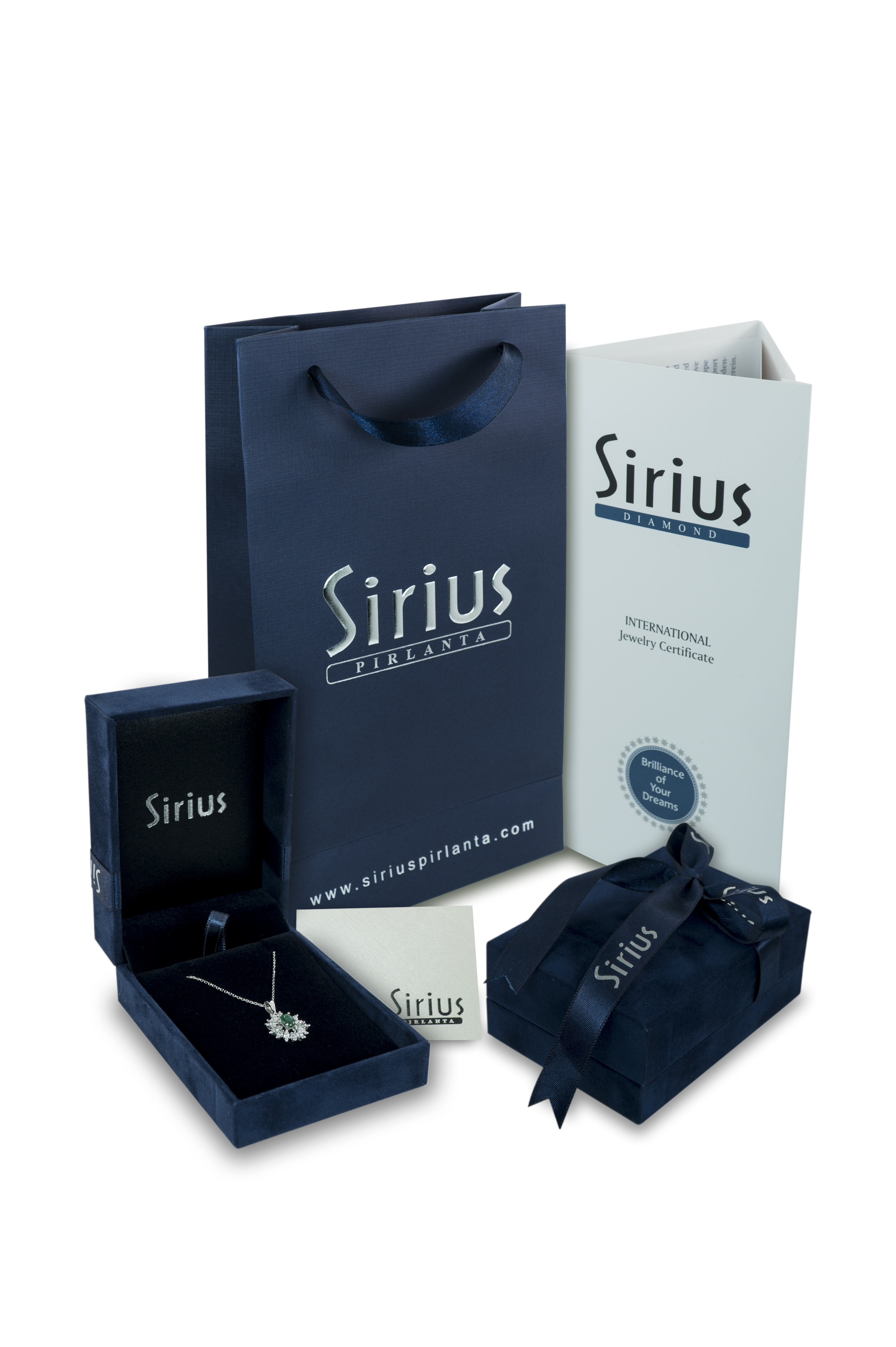 Büyük Kolye Kutusu